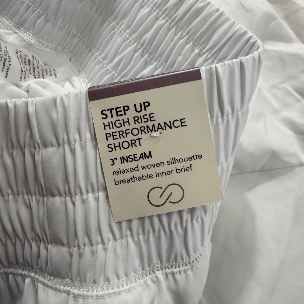 NWT CALIA Step Up High Rise Performance Short - Pure White - Picture 8 of 9